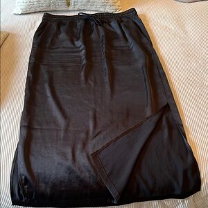 Lululemon Elegant Black Maxi Skirt